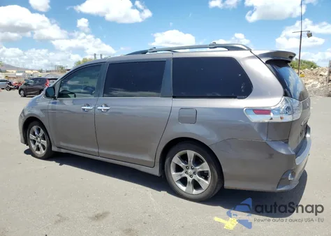 2014 Toyota Sienna Sport z USA, uszkodzony, nr VIN 5TDXK3DC2ES516878